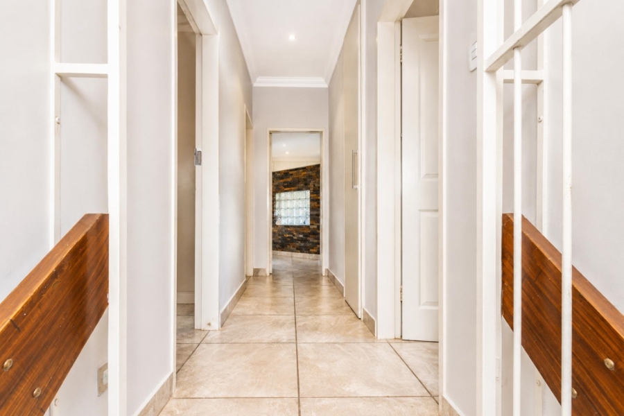 4 Bedroom Property for Sale in Ifafi North West